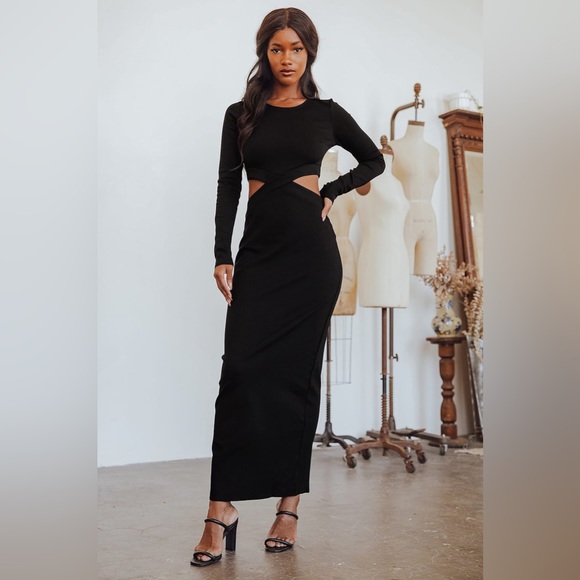 Lulus Dresses & Skirts - Classy Appeal Black Long Sleeve Cutout Midi Dress
Lulus
